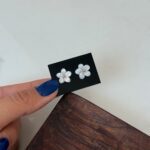 گوشواره میخی گل صدفی