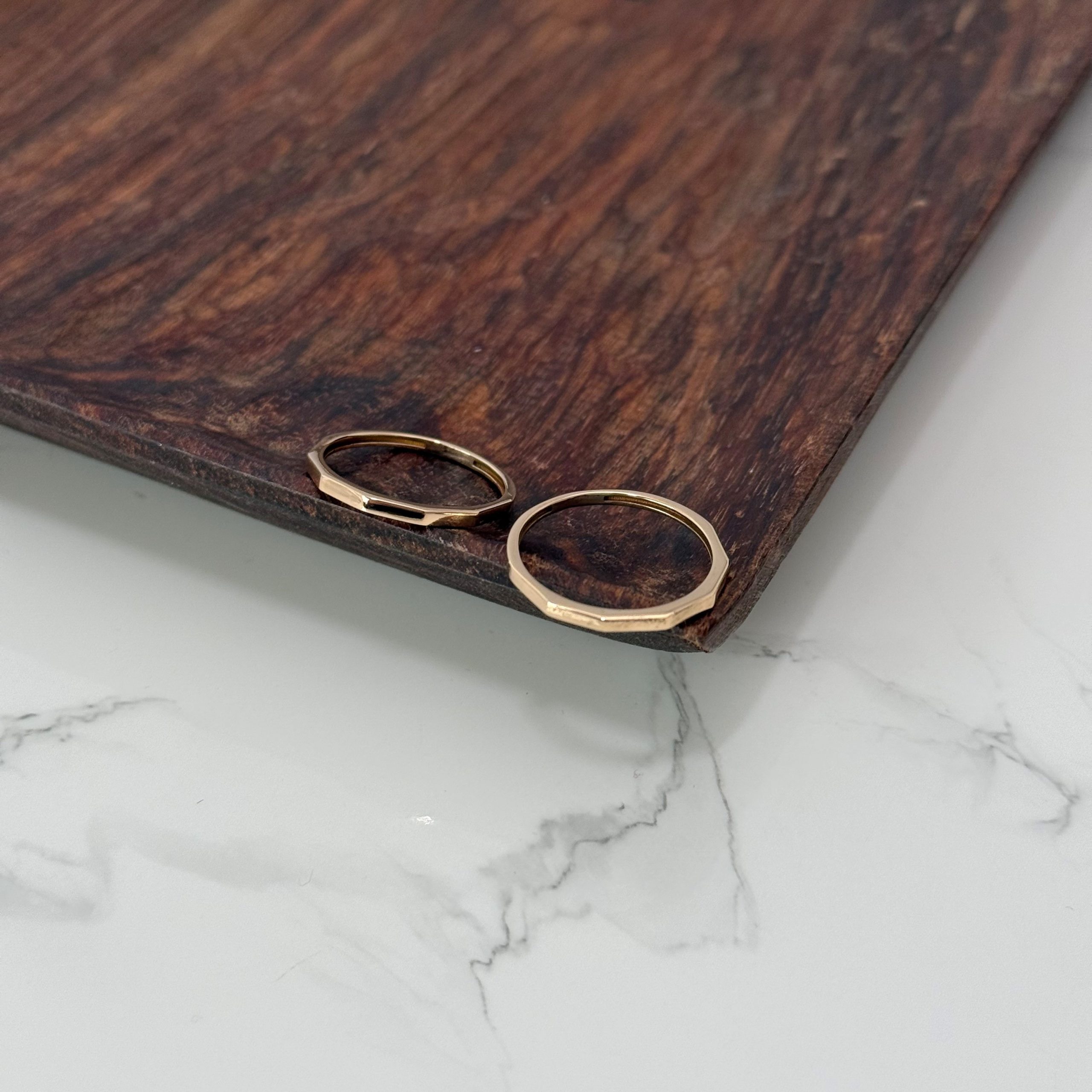 IMG_4706 انگشتر طلا مینیمال کد 300 - Image 1