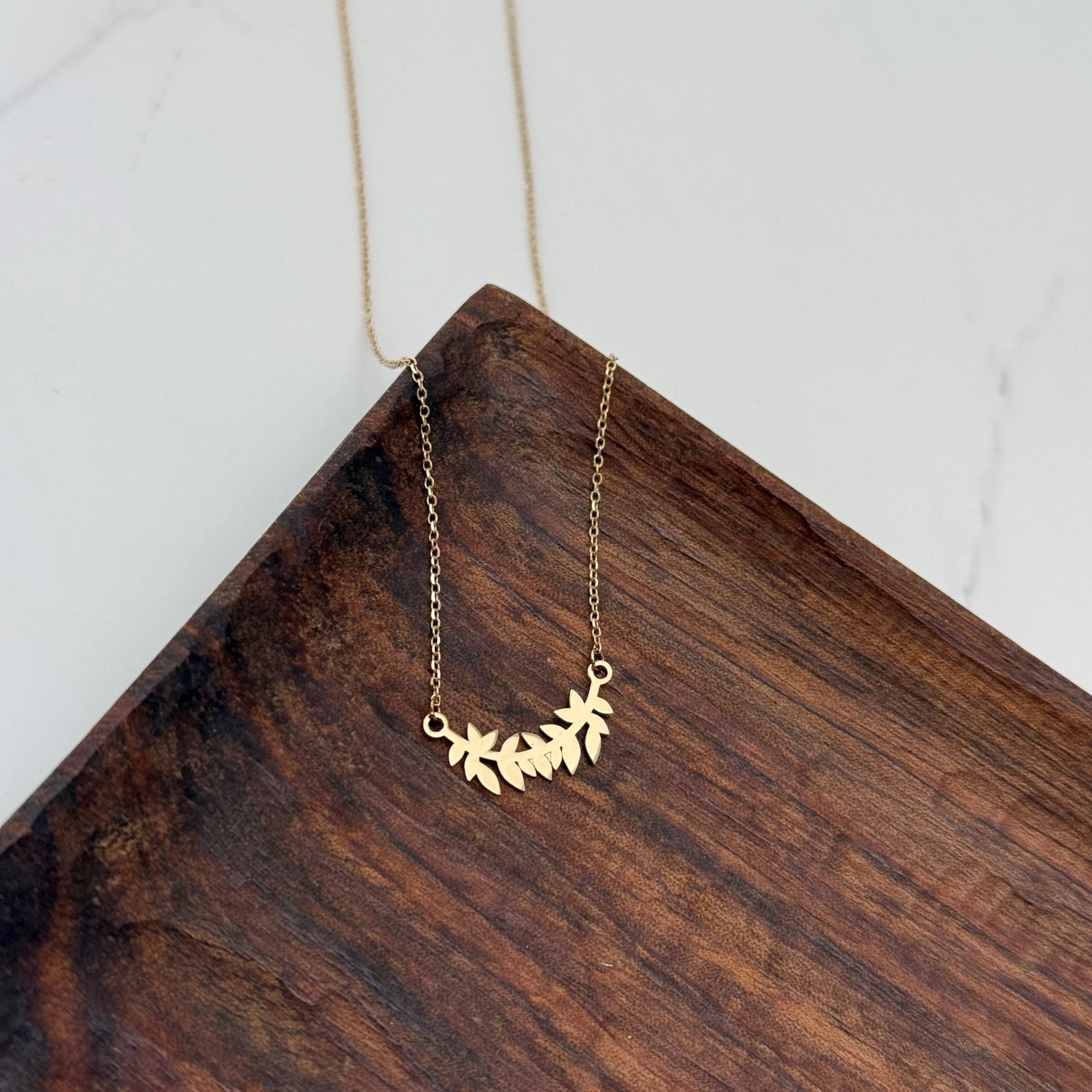 IMG_7666 گردنبند برگ زیتون کوچک - Image 1