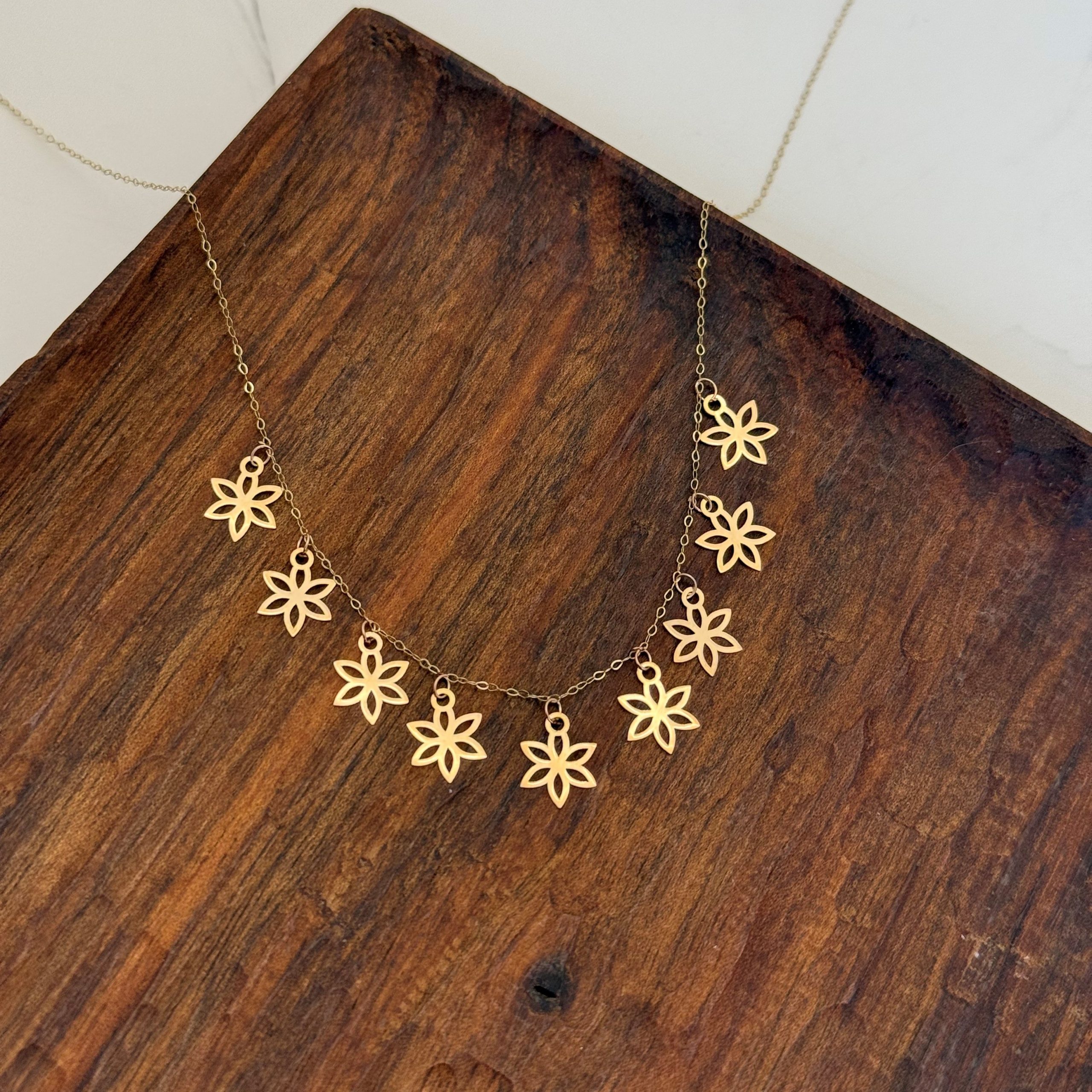 IMG_6460 گردنبند گل سکه ای کد 750 - Image 1