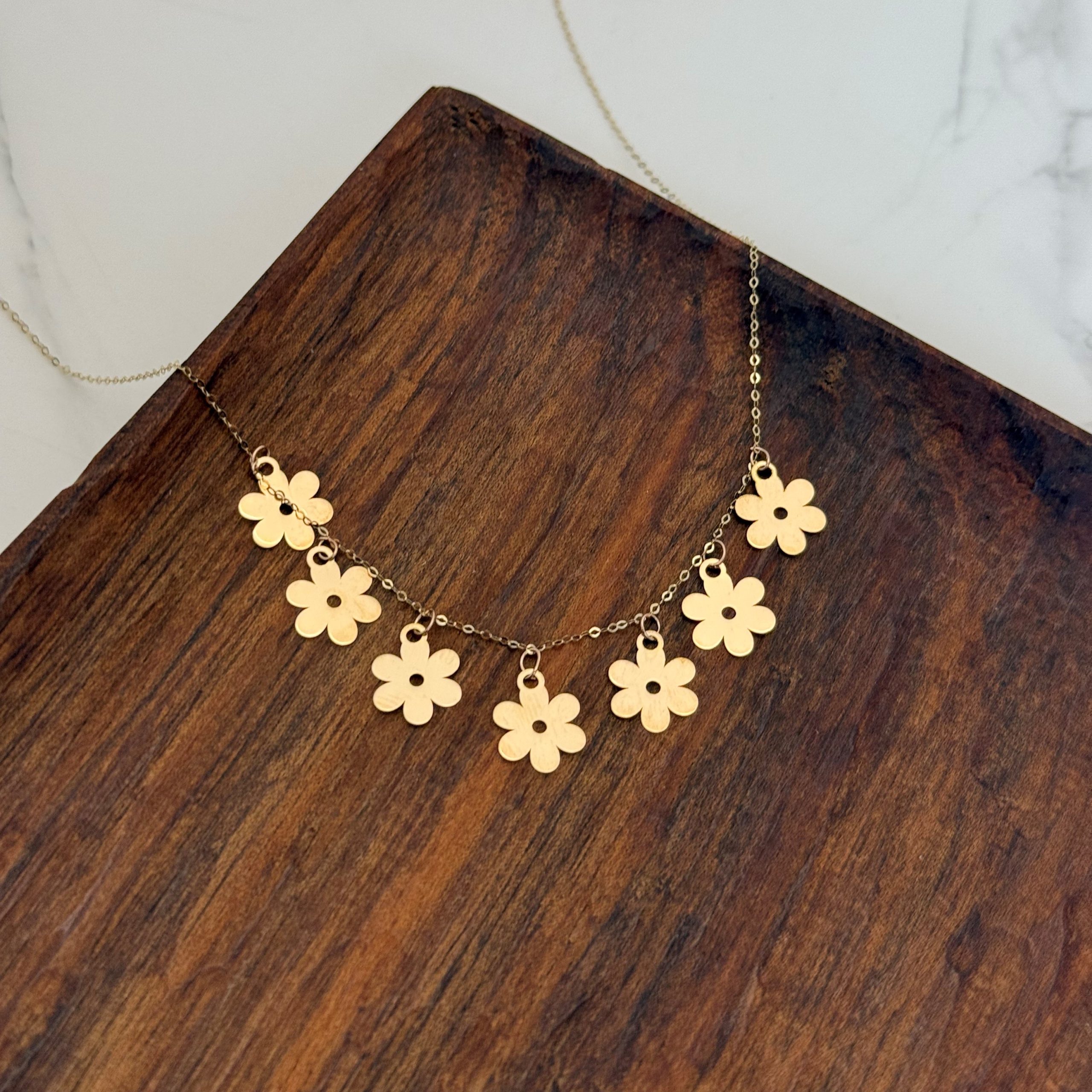 IMG_6484 گردنبند گل سکه ای کد 751 - Image 1