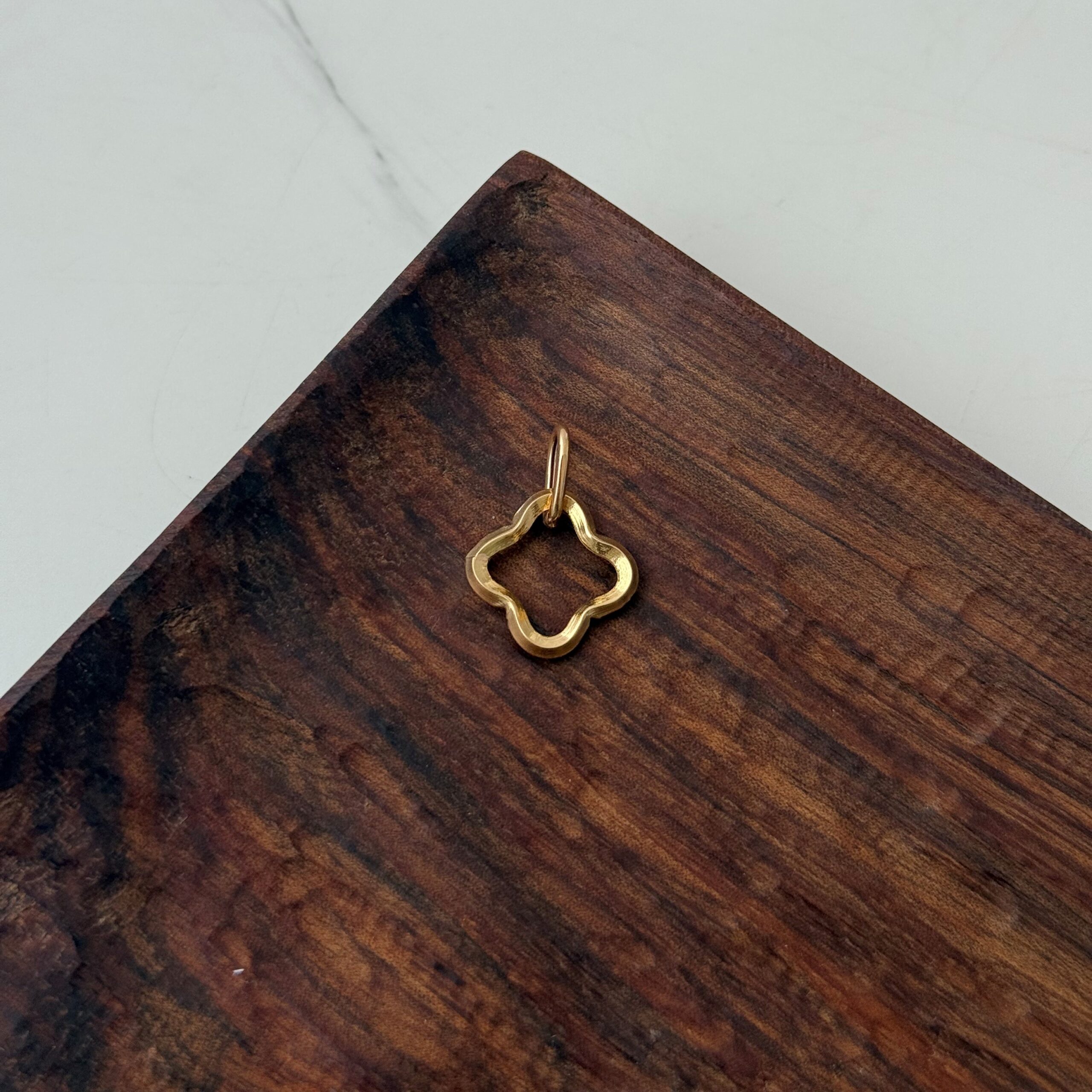 IMG_6727 پلاک طلا هندسی گل - Image 1