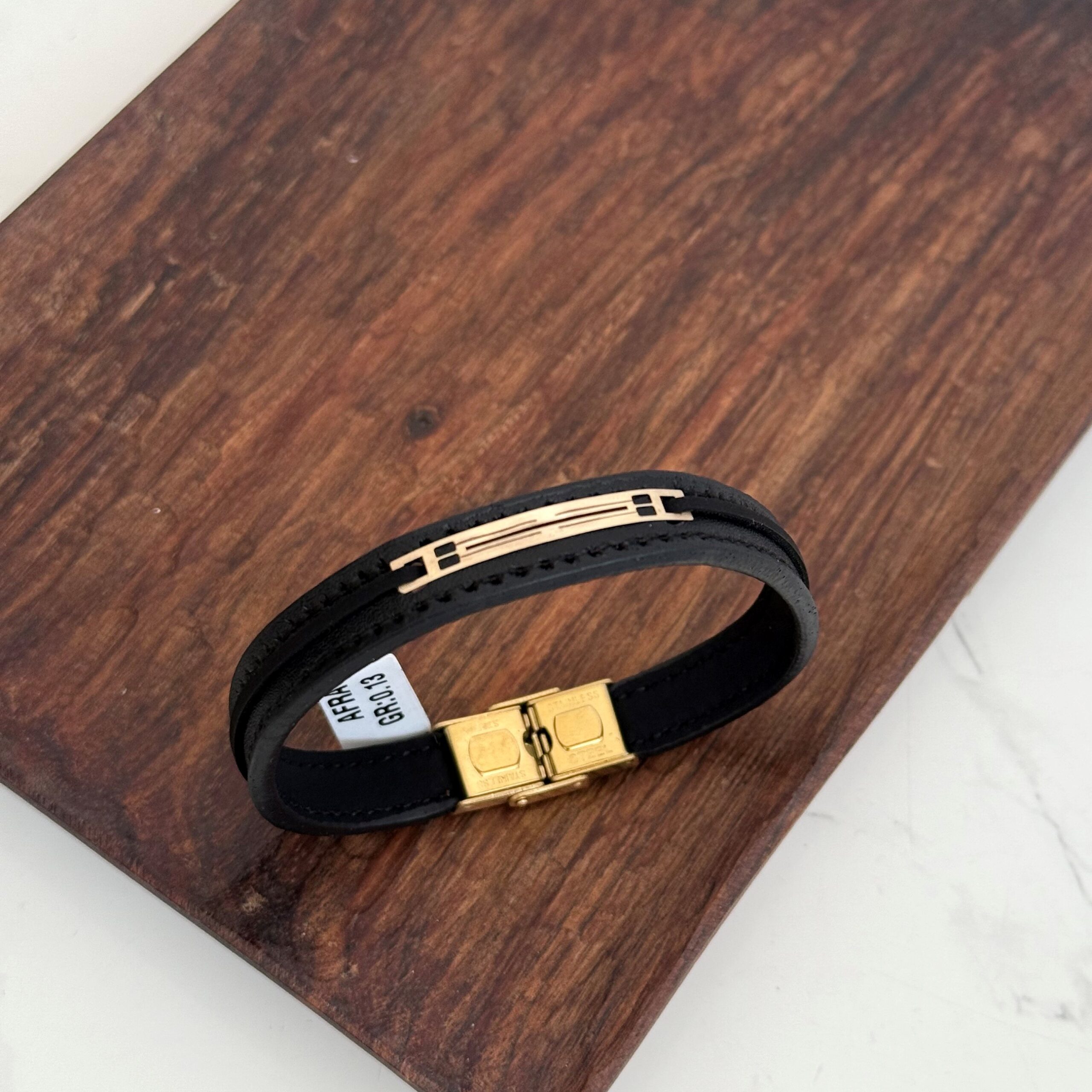 IMG_4236 دستبند چرم و طلا کد 2069 - Image 1