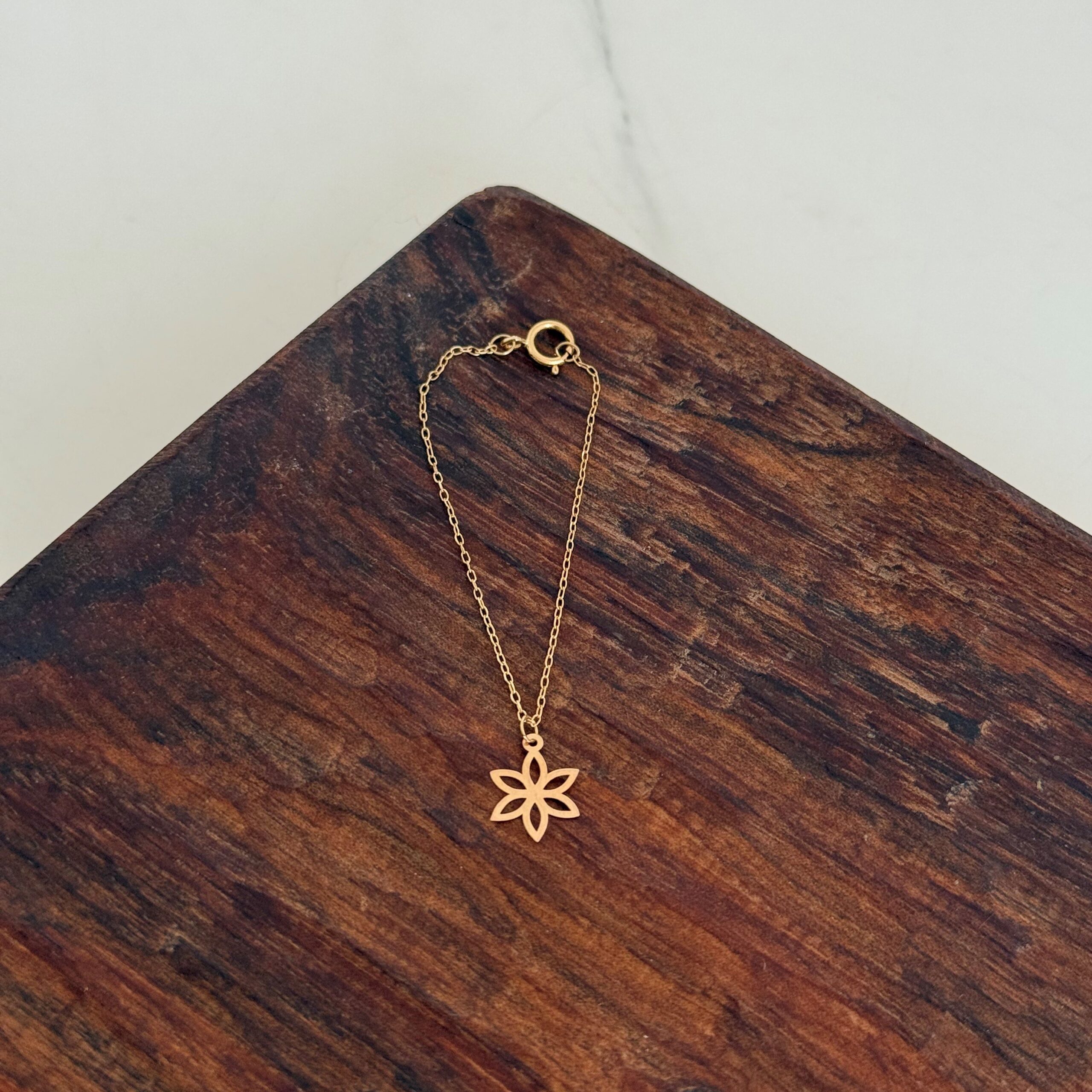 IMG_6256 آویز ساعت گل کد47 - Image 1