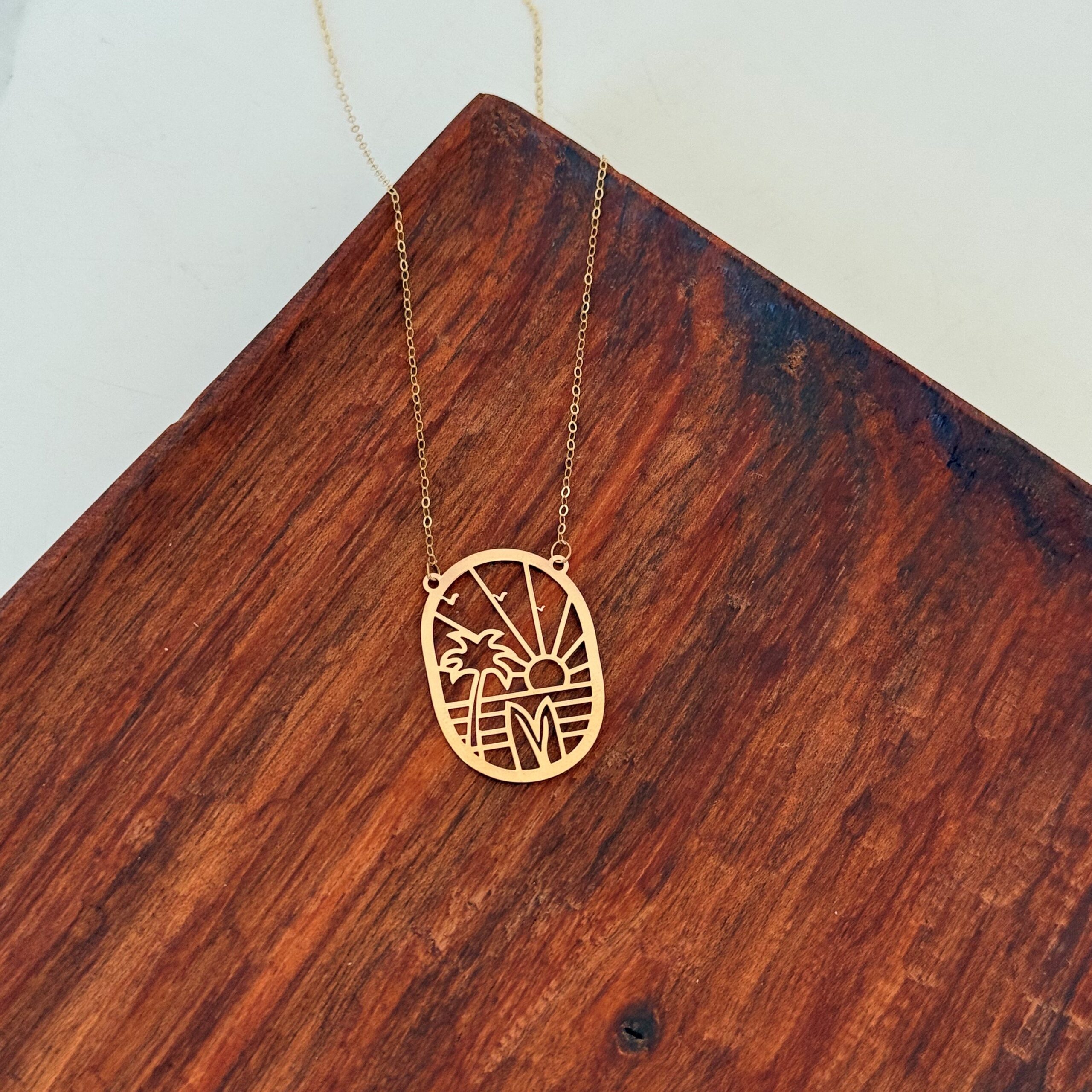 IMG_7105 گردنبند متصل موج کد 40 - Image 1