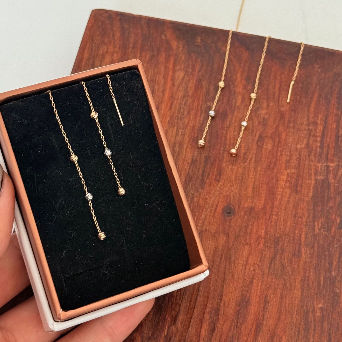 88037676-4719-4EAD-B0D1-55AAE265608E گوشواره بخیه ای البرنادو - Image 1