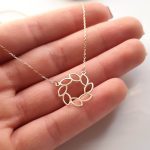 گردنبند گندم گرد