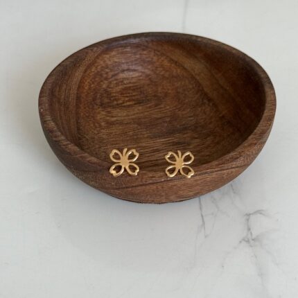 گوشواره میخی گل شبدر