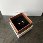 گوشواره میخی صلیب سه بعدی