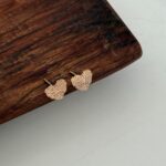 گوشواره میخی قلب گلی