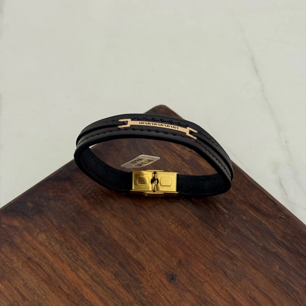 تصویر دستبند چرم و طلا 2070 