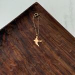 آویز ساعت پرستو