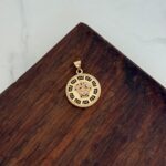 پلاک طلا ورساچ