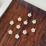 پلاک گل صدفی