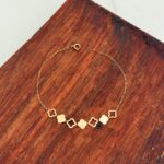 دستبند گل طلا کد 700