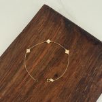 دستبند سه گل کد ۷۰۰