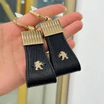 جاسوئیچی چرم و طلا